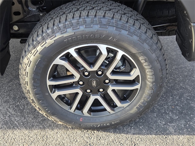 New 2025 Ford Ranger Lariat 4D Crew Cab