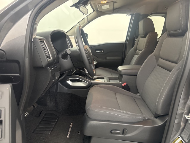 2024 Gun Metallic Nissan Frontier SV 4X4 Truck