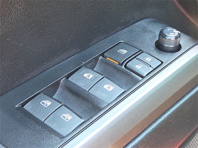 2021 Toyota Tacoma TRD Off-Road photo 17