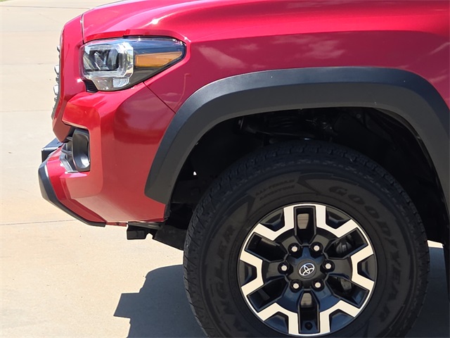 2021 Toyota Tacoma TRD Off-Road photo 4