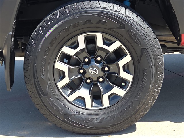 2021 Toyota Tacoma TRD Off-Road photo 8
