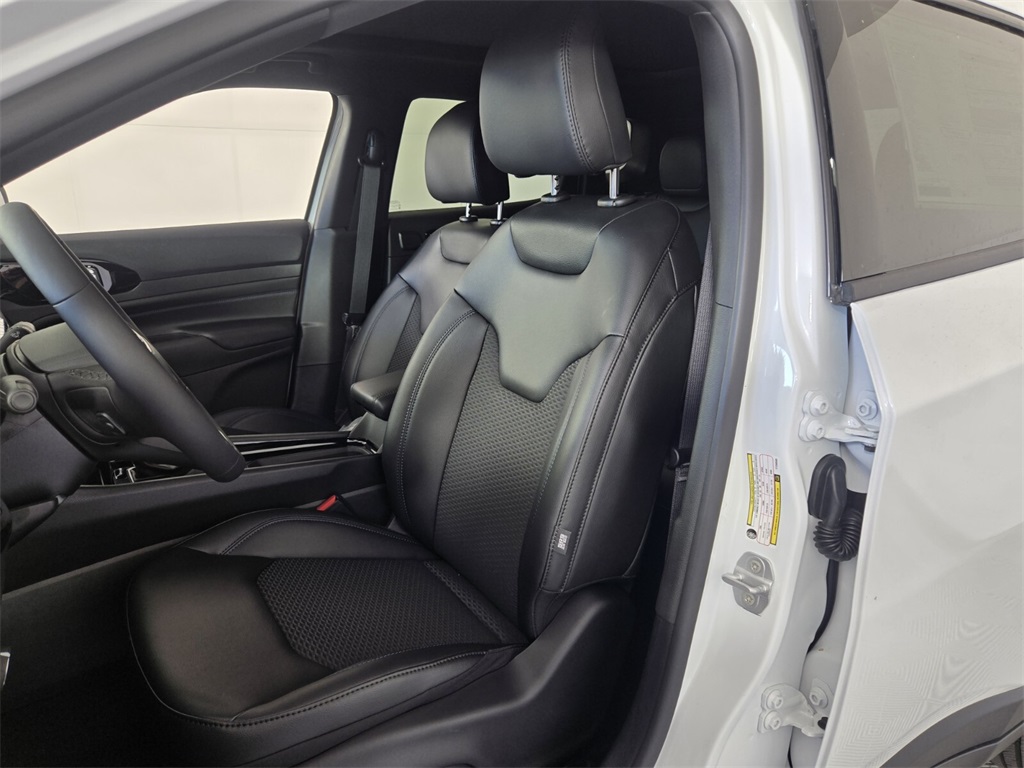 new 2026 Jeep Compass car, priced at $30,700