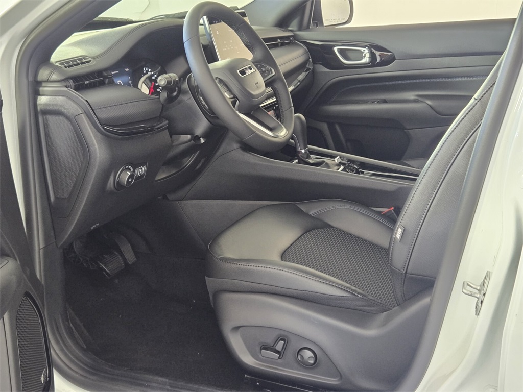 new 2026 Jeep Compass car, priced at $30,700