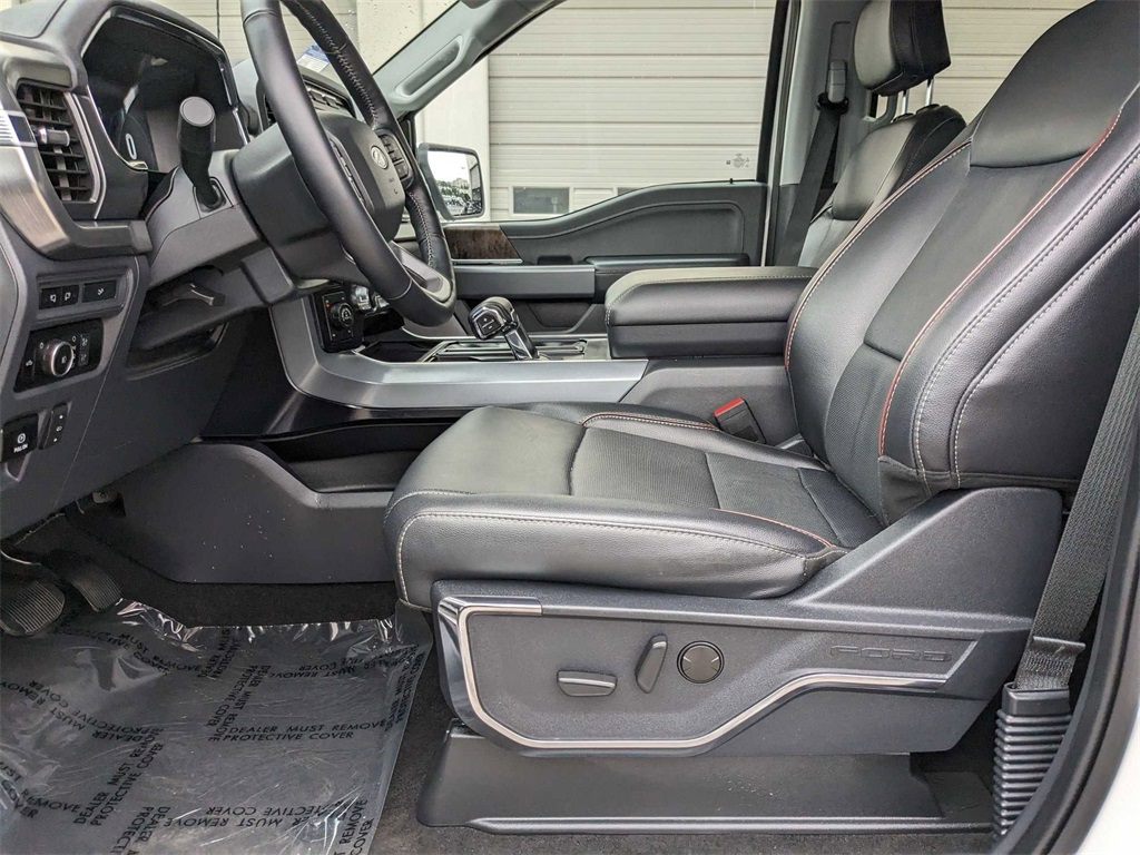 2023 Ford F-150 Lariat photo 9