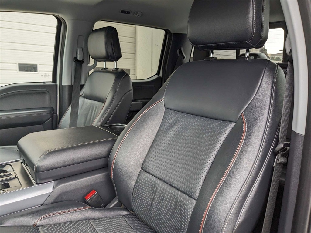 2023 Ford F-150 Lariat photo 12