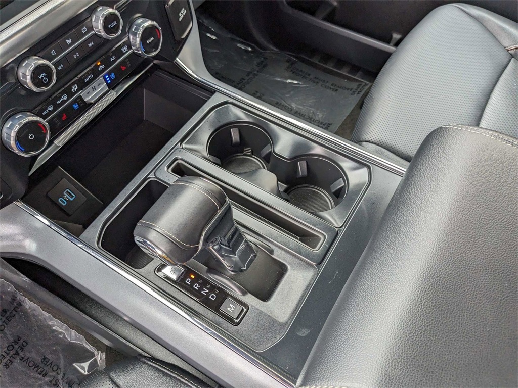 2023 Ford F-150 Lariat photo 19
