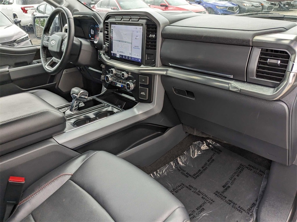 2023 Ford F-150 Lariat photo 26