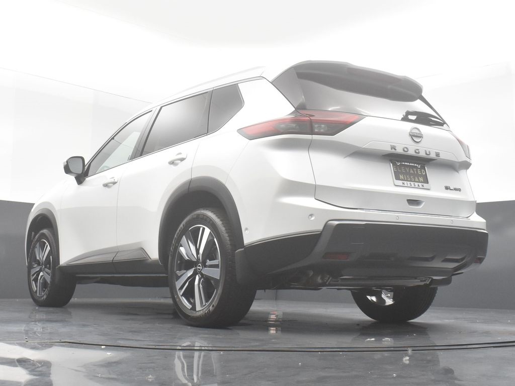 2025 Nissan Rogue SL photo 26