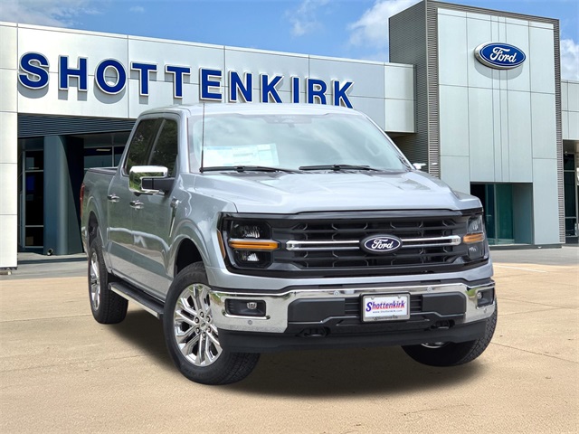 2025 Ford F-150 XLT's photo