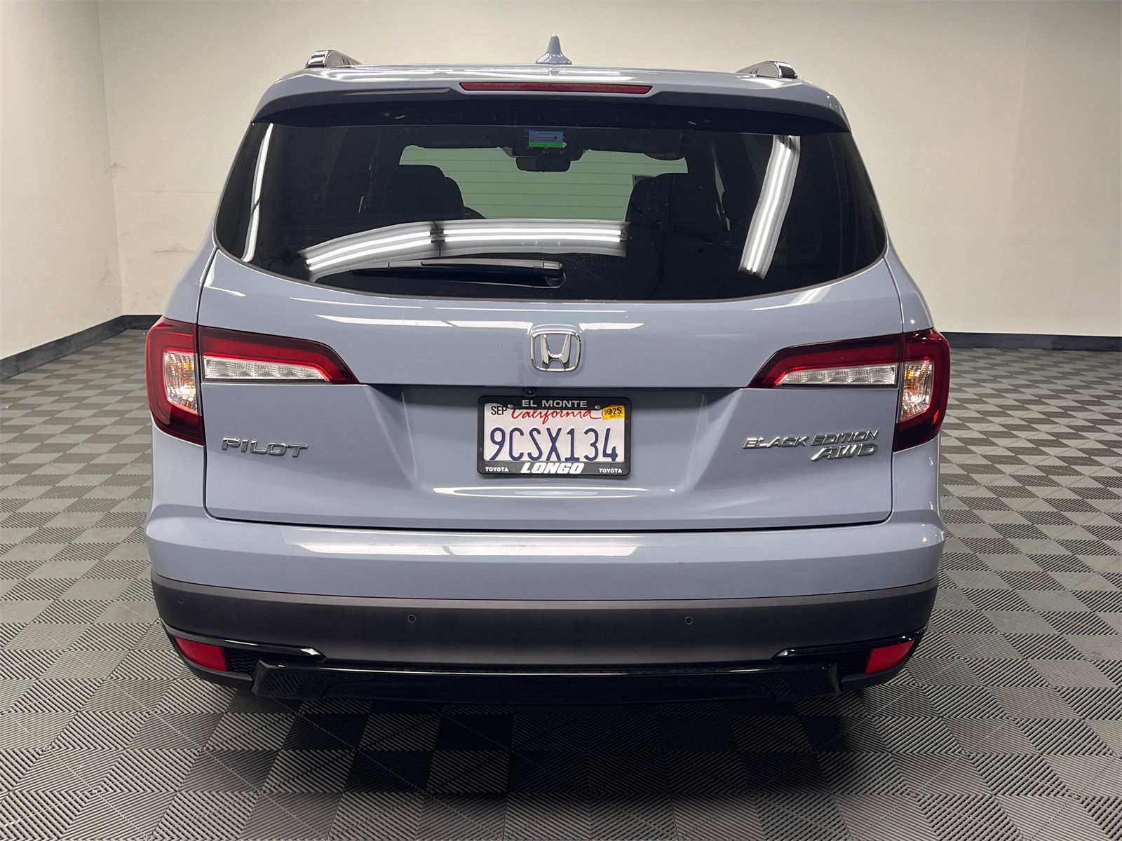 used 2022 Honda Pilot car, priced at $39,888