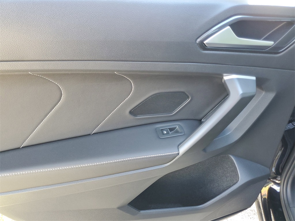 used 2024 Volkswagen Tiguan car, priced at $19,785