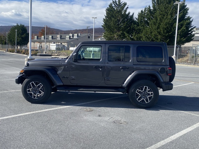 new 2026 Jeep Wrangler car, priced at $46,676