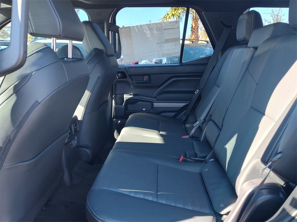 2025 Toyota 4Runner TRD Off-Road Premium photo 4