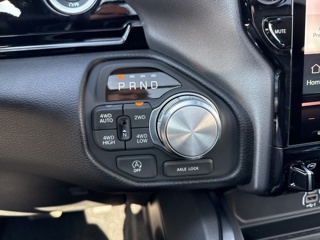 2026 Ram 1500 Laramie photo 19
