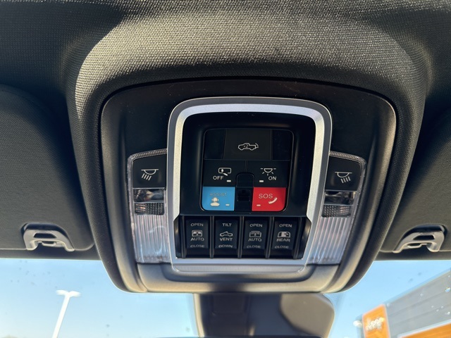 2026 Ram 1500 Laramie photo 24