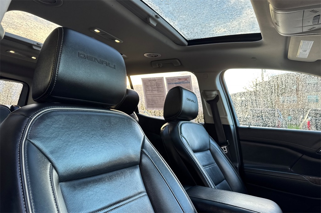 used 2021 GMC Acadia car, priced at $25,913