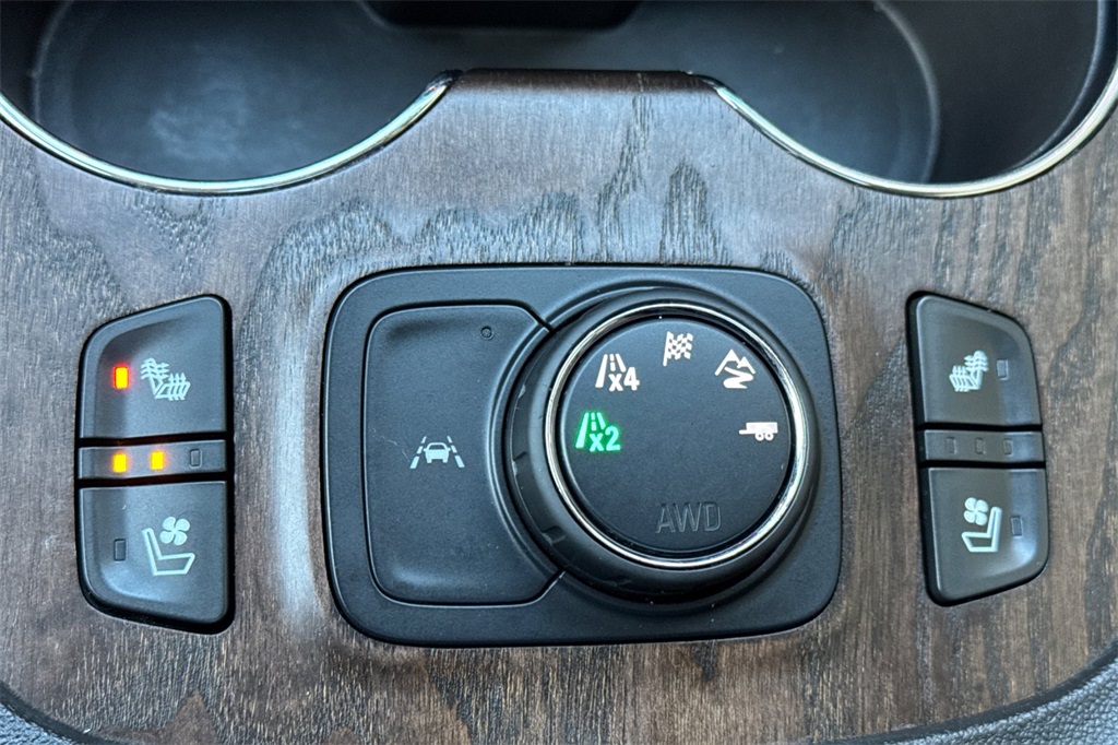 used 2021 GMC Acadia car, priced at $25,913