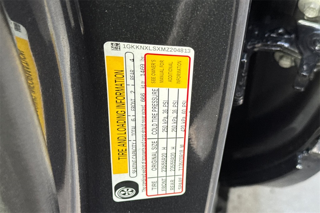 used 2021 GMC Acadia car, priced at $25,913