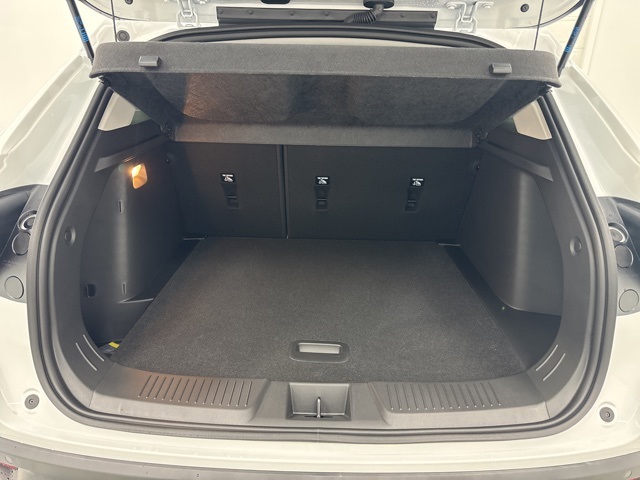 new 2026 Chevrolet Trax car, priced at $25,885