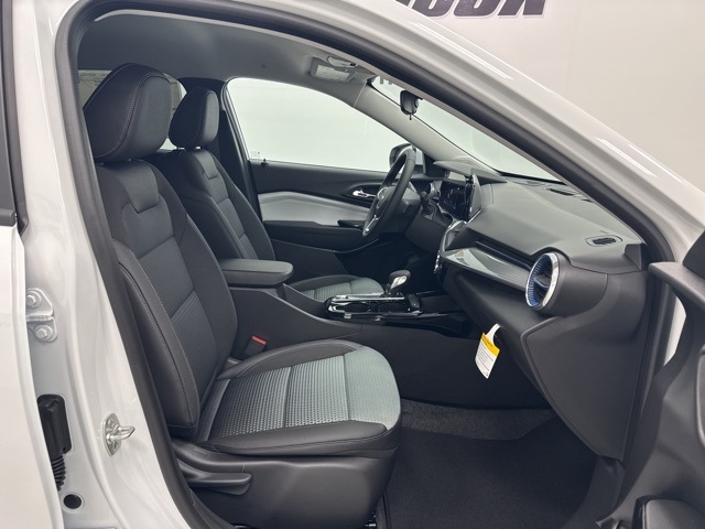 new 2026 Chevrolet Trax car, priced at $25,885