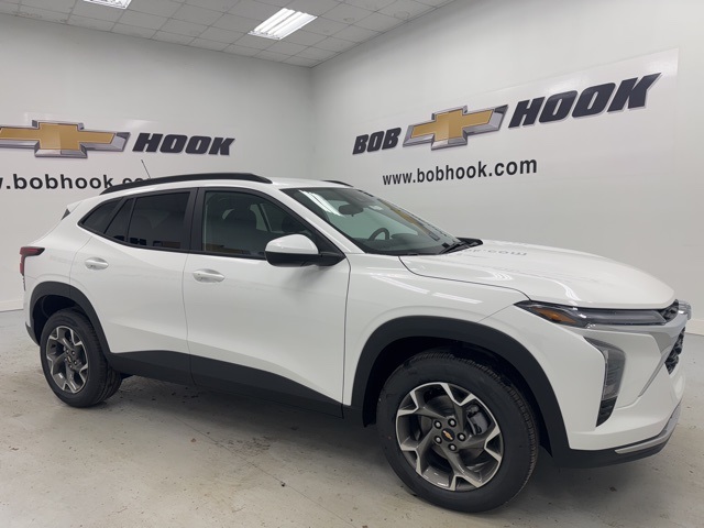 new 2026 Chevrolet Trax car, priced at $25,885