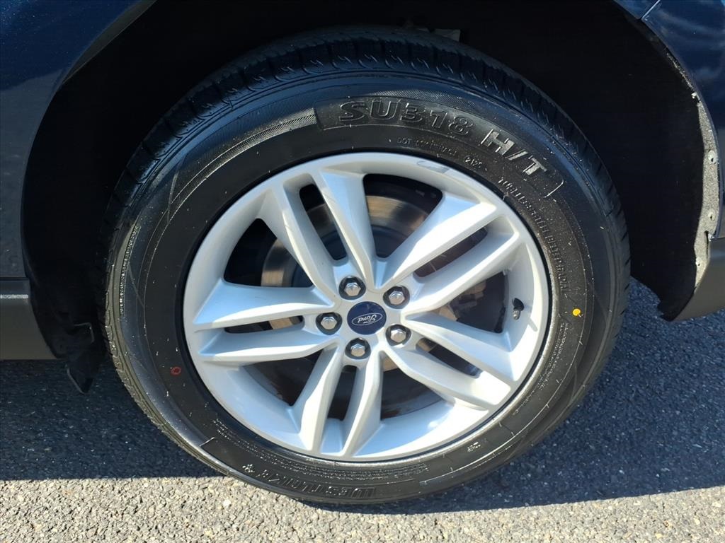 used 2017 Ford Edge car, priced at $9,900