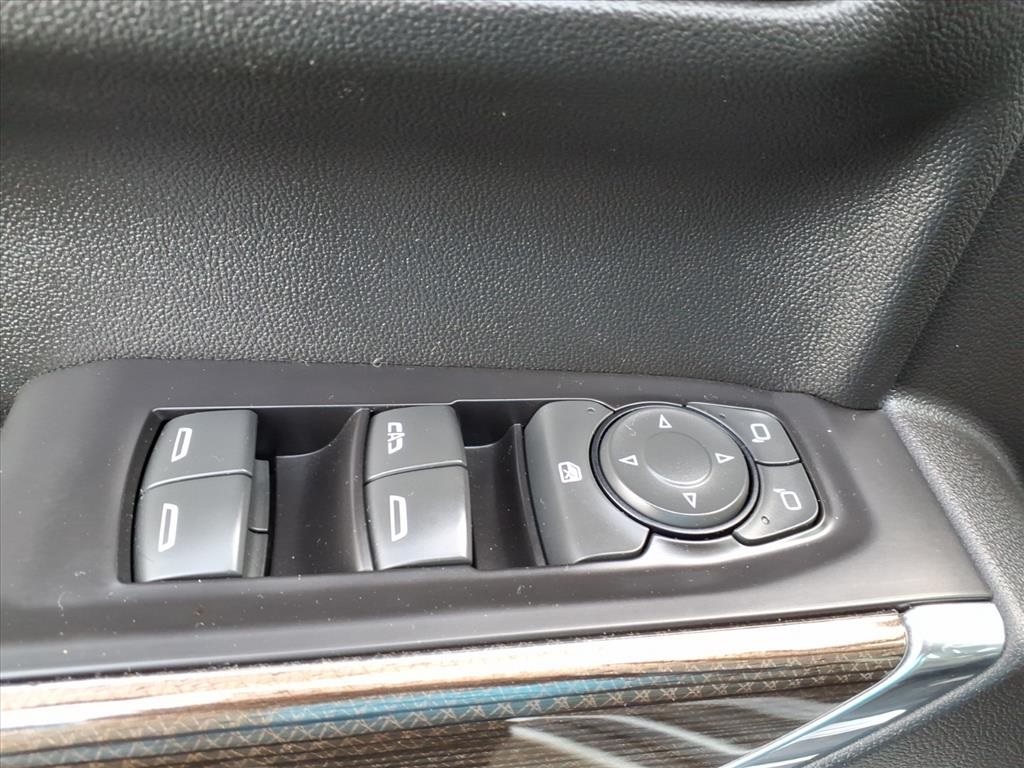 used 2020 Chevrolet Silverado 1500 car, priced at $33,900