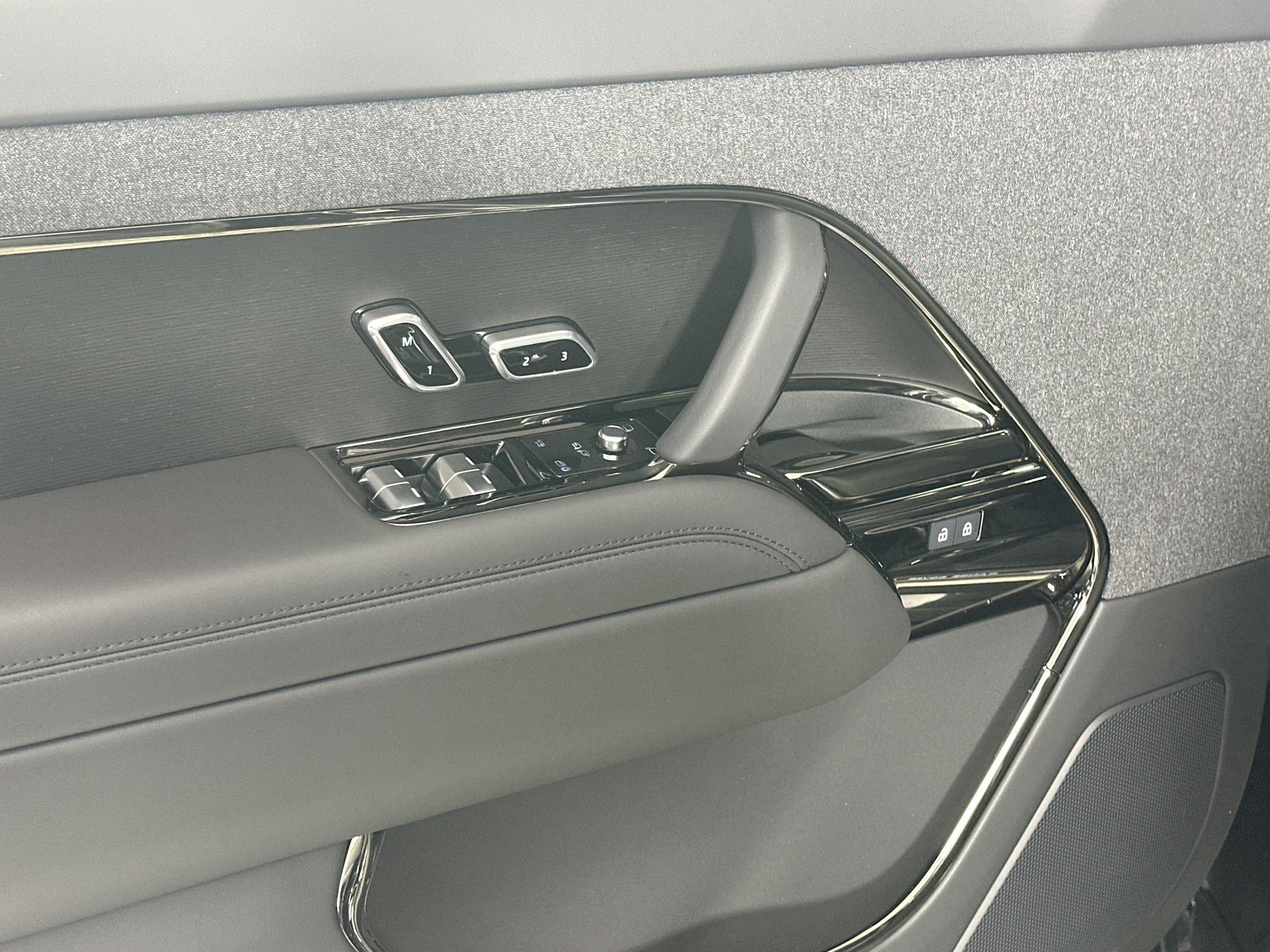 new 2026 Land Rover Range Rover Sport car, priced at $104,750