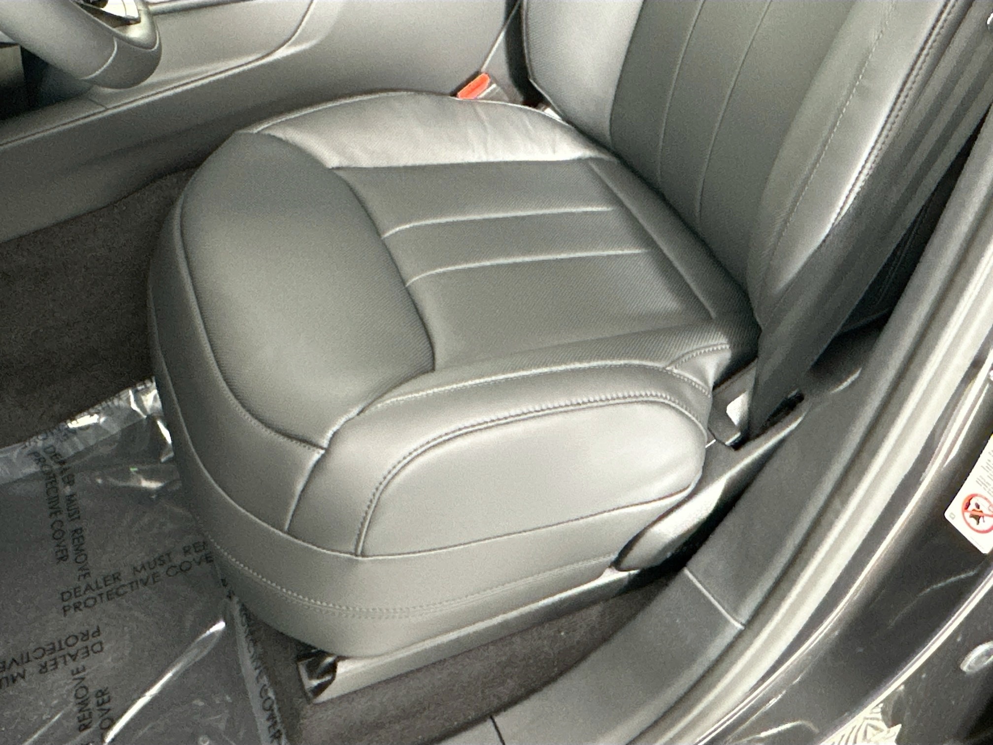 new 2026 Land Rover Range Rover Sport car, priced at $104,750