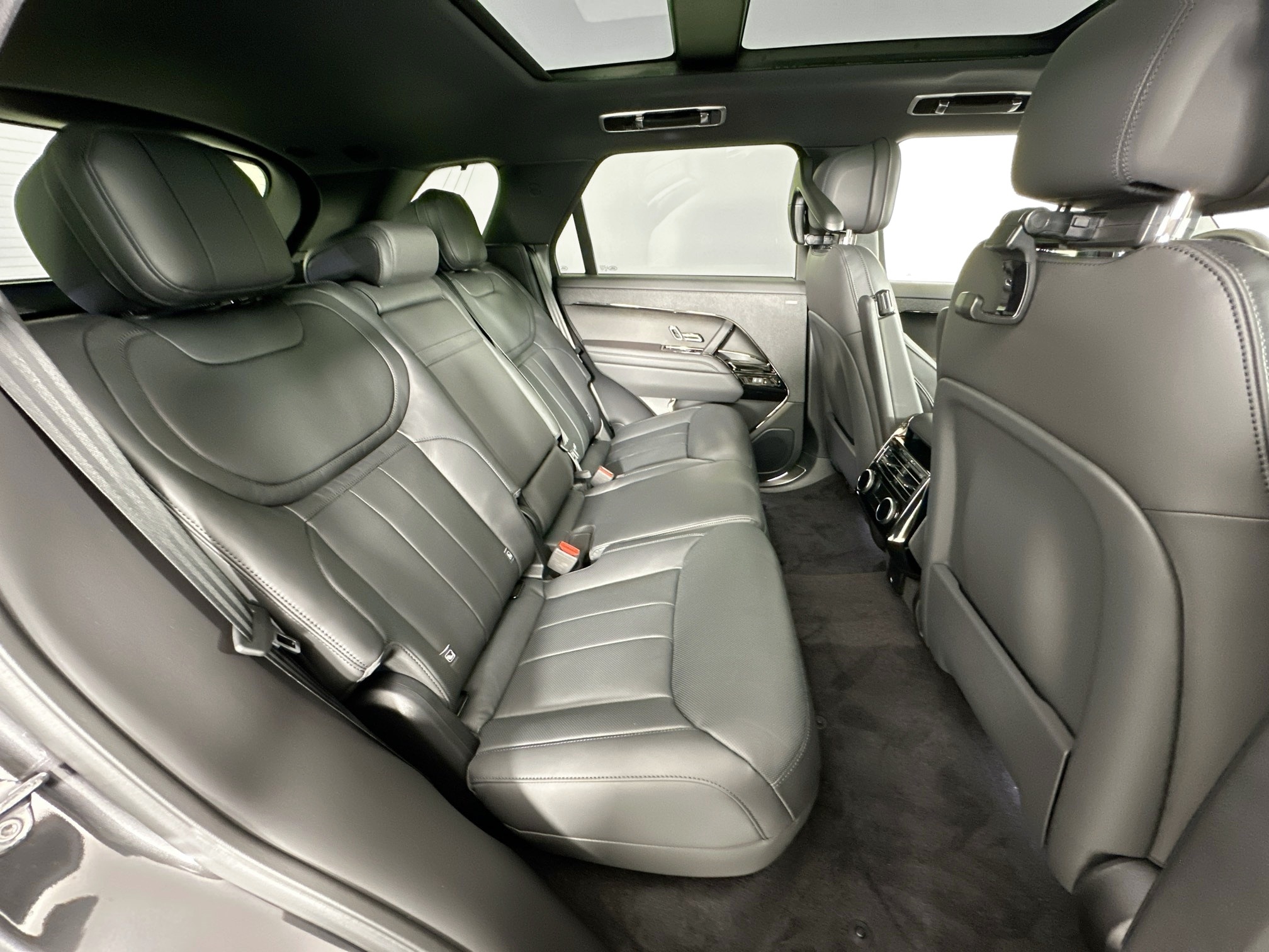 new 2026 Land Rover Range Rover Sport car, priced at $104,750