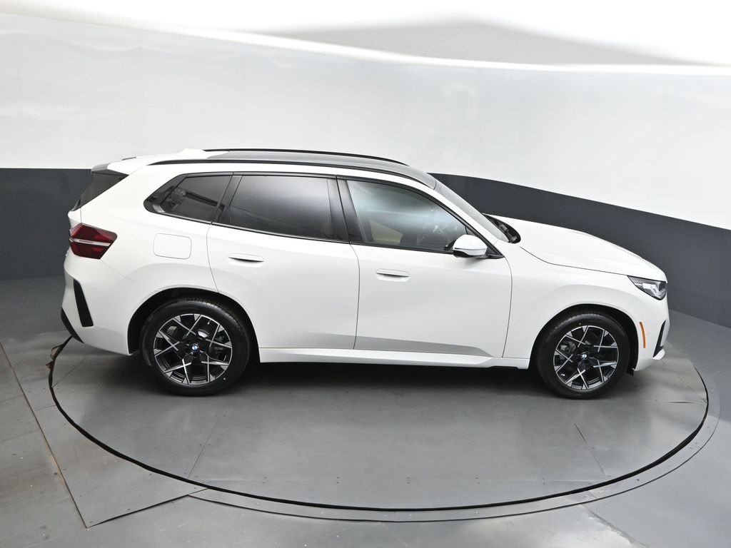 2025 Alpine White BMW X3 30 xDrive AWD SUV