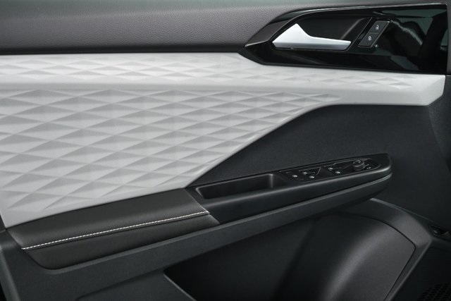 used 2024 Volkswagen Taos car, priced at $19,400