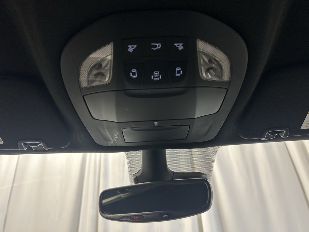 used 2025 Chrysler Pacifica car, priced at $29,386