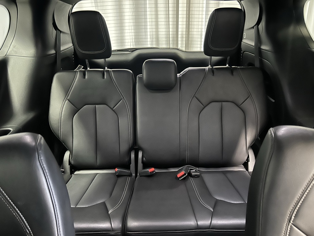 used 2025 Chrysler Pacifica car, priced at $29,386