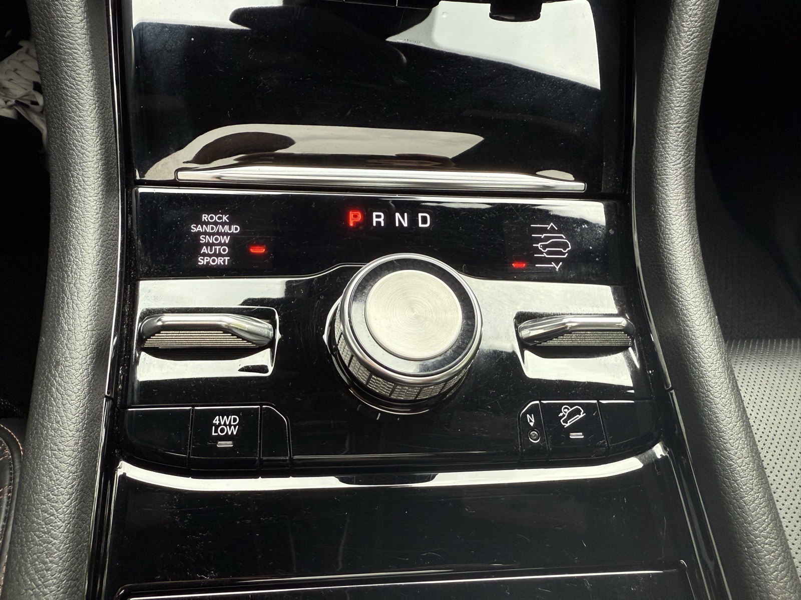 2022 Velvet Red Pearlcoat Jeep Grand Cherokee L Summit 4X4 SUV