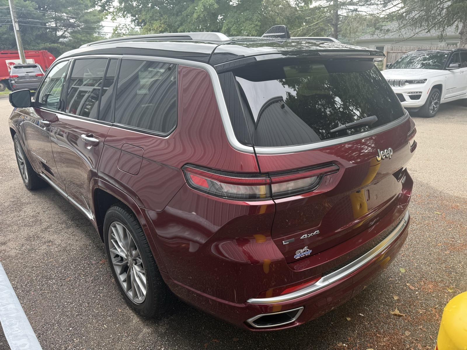 2022 Velvet Red Pearlcoat Jeep Grand Cherokee L Summit 4X4 SUV