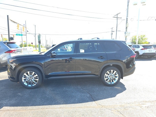 2026 Toyota Grand Highlander Platinum photo 4
