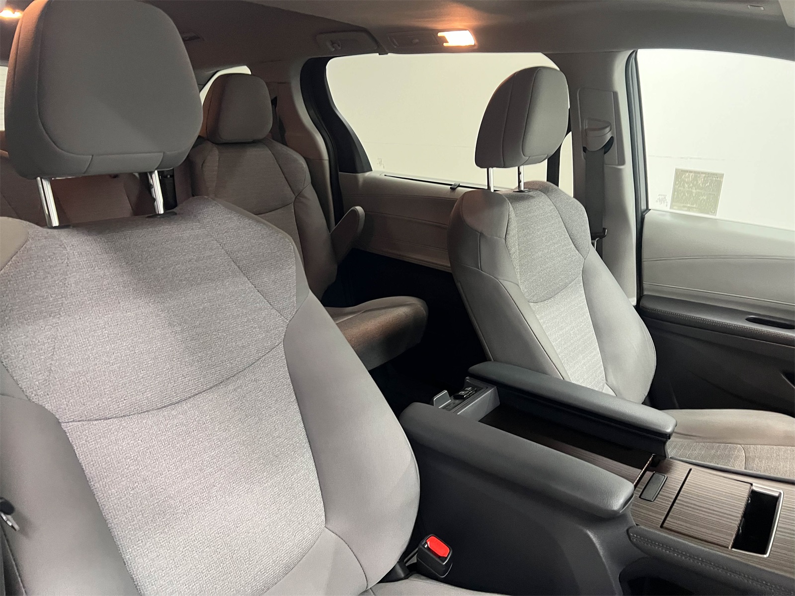 used 2024 Toyota Sienna car, priced at $36,888