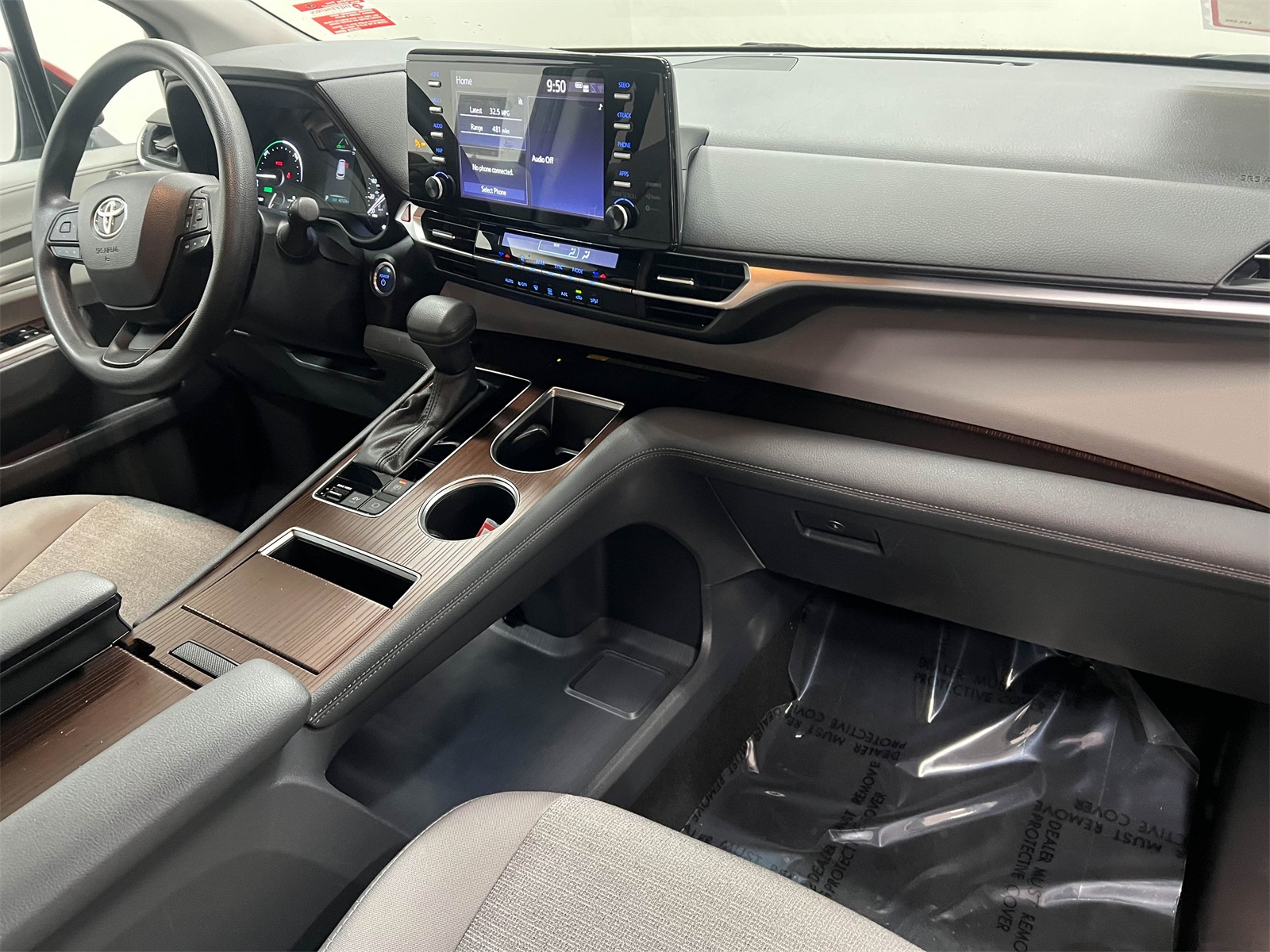 used 2024 Toyota Sienna car, priced at $36,888