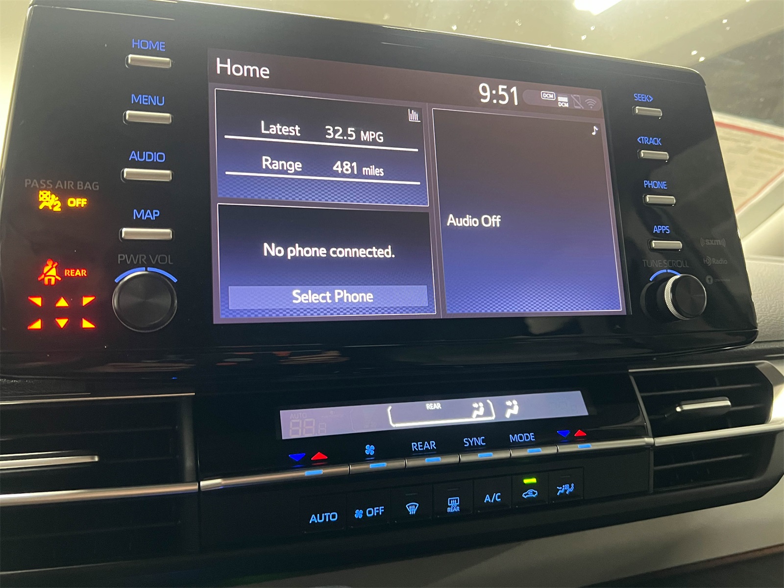 used 2024 Toyota Sienna car, priced at $36,888