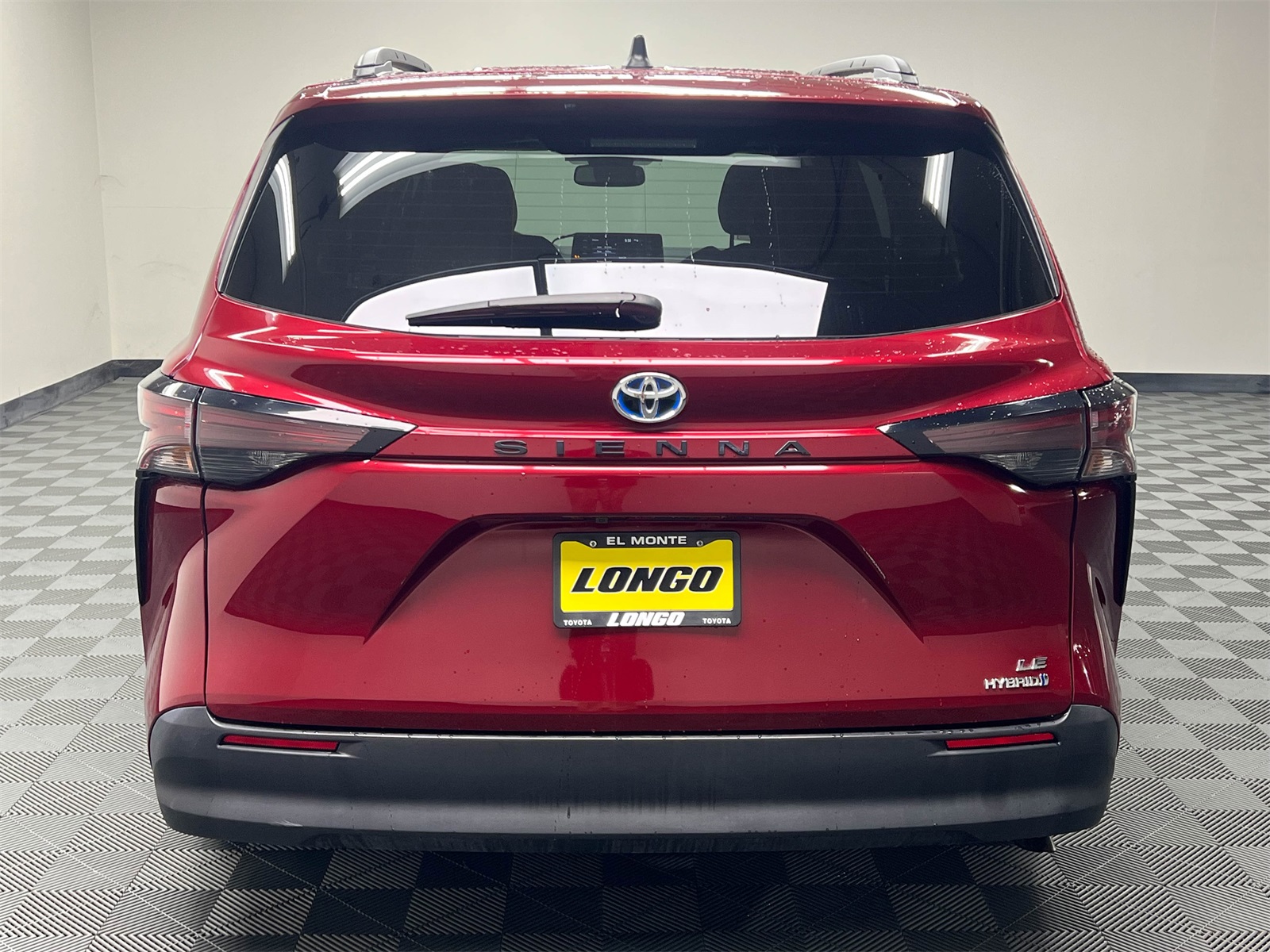 used 2024 Toyota Sienna car, priced at $36,888