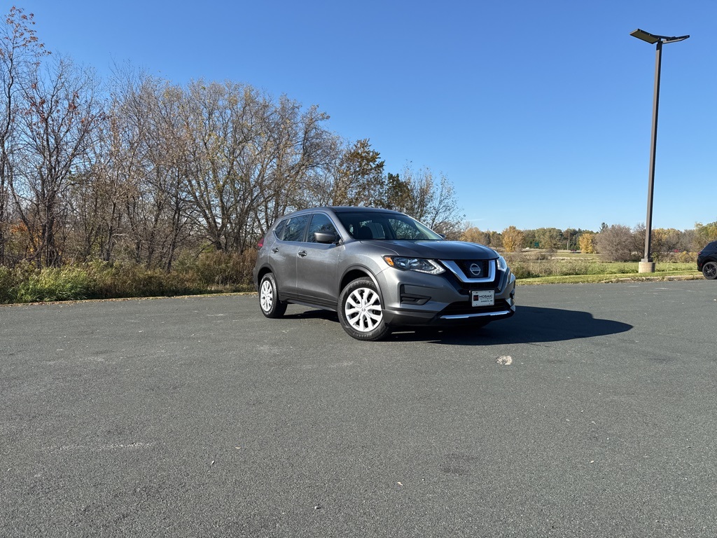 Used 2017 Nissan Rogue S SUVs