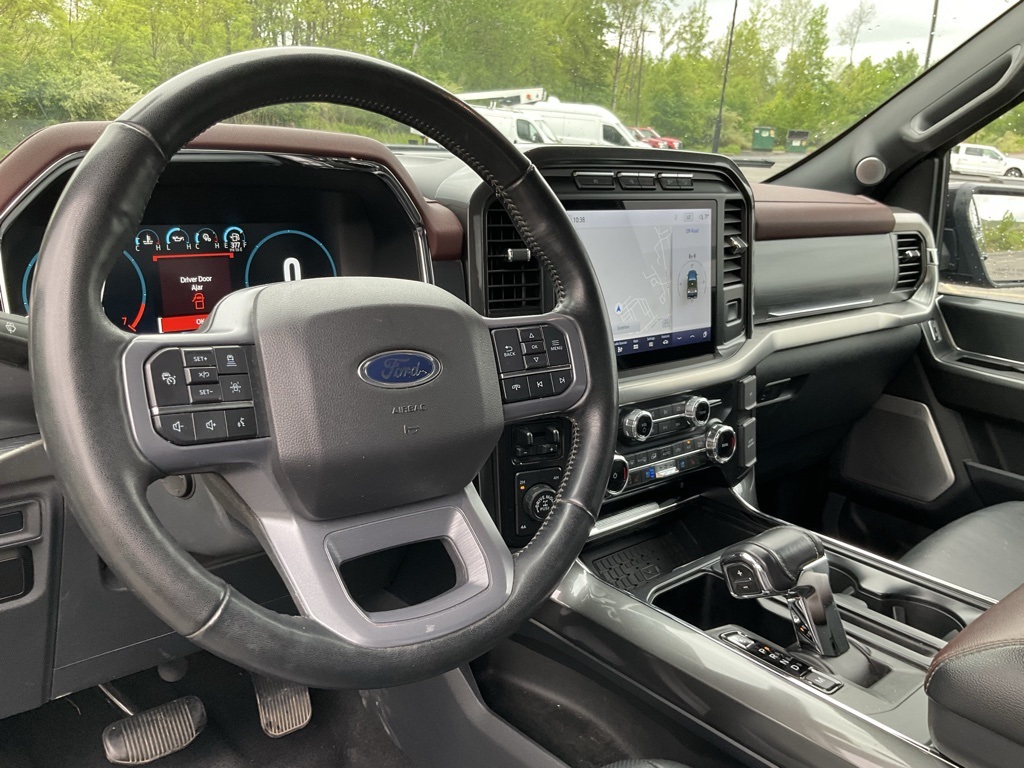 2023 Ford F-150 Lariat photo 16