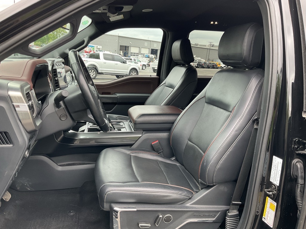 2023 Ford F-150 Lariat photo 18