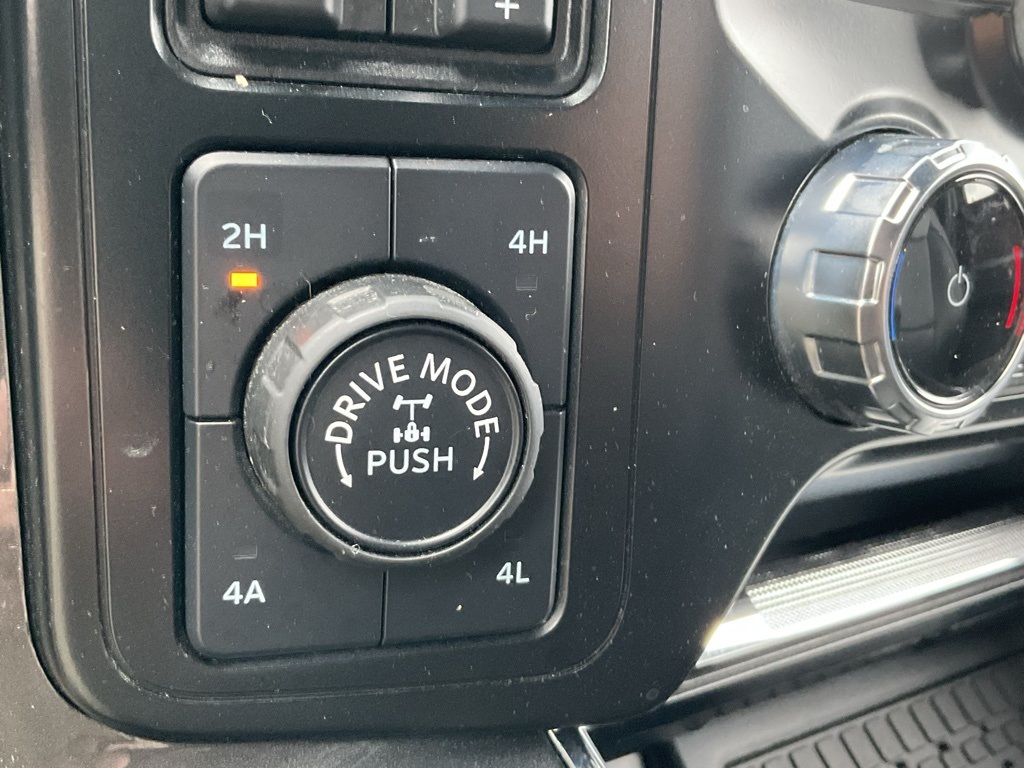 2023 Ford F-150 Lariat photo 7