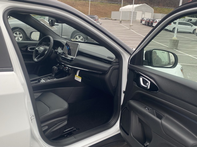 new 2026 Jeep Compass car, priced at $27,927