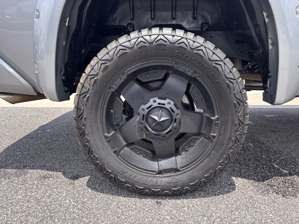 Used 2016 Toyota Tundra Crew Cab 4x4 Pickup for sale #SP1400 - photo 11
