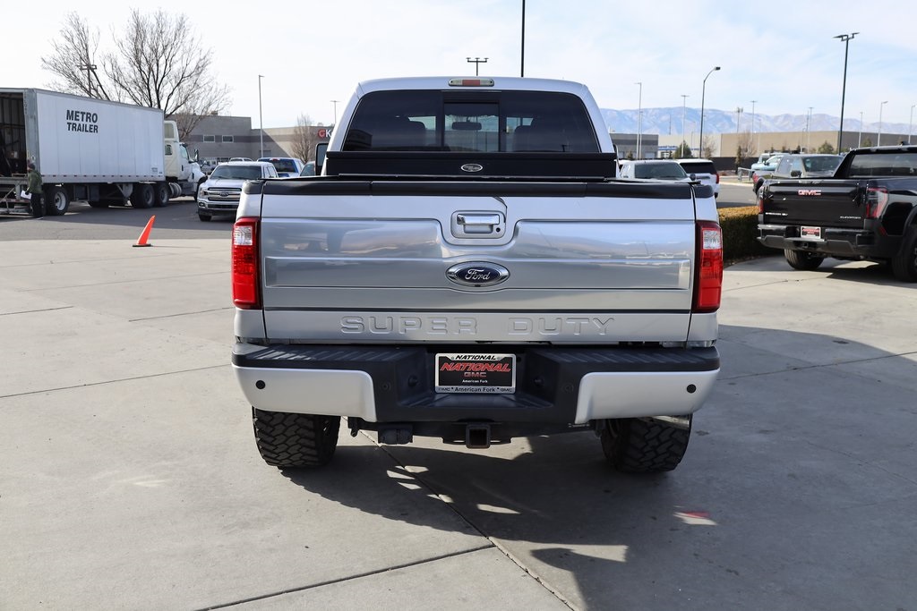 2016 Ford F-350 Platinum photo 2