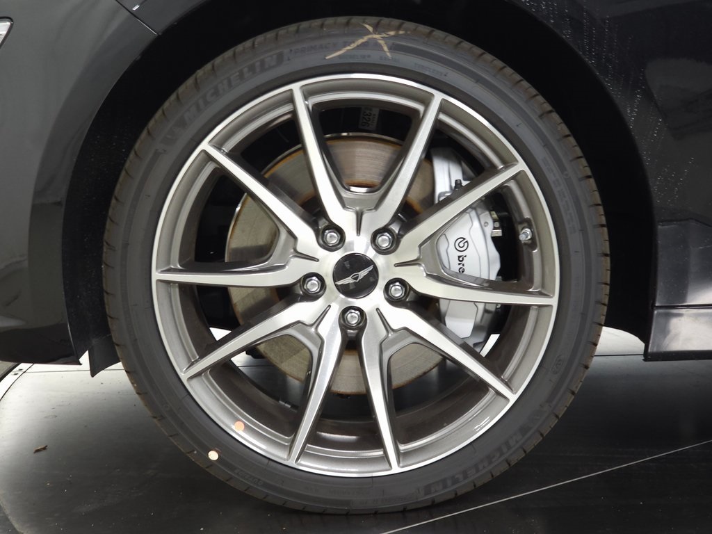 2026 Genesis G70 2.5T AWD photo 4