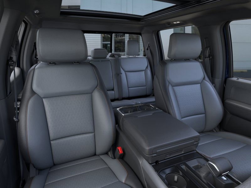 2025 Ford F-150 Lightning Lariat photo 9